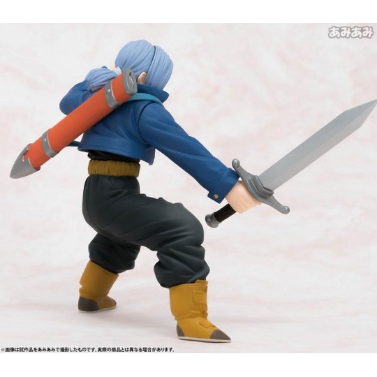 DRAGON BALL Z - Figurine Styling 10cm - Trunks
